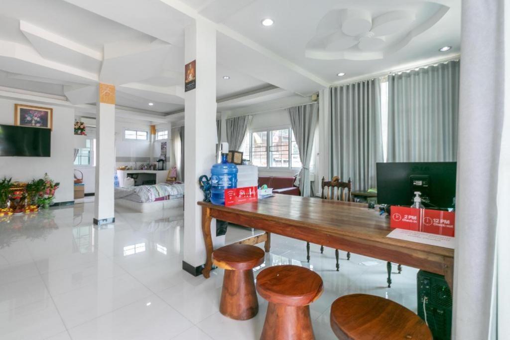Oyo 75305 T Park Pak Chong Hotel Mu Si Ngoại thất bức ảnh
