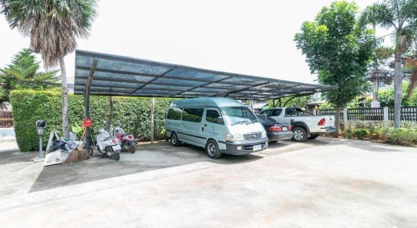 Oyo 75305 T Park Pak Chong Hotel Mu Si Ngoại thất bức ảnh