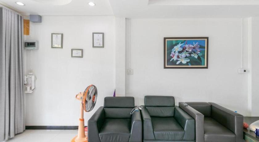Oyo 75305 T Park Pak Chong Hotel Mu Si Ngoại thất bức ảnh